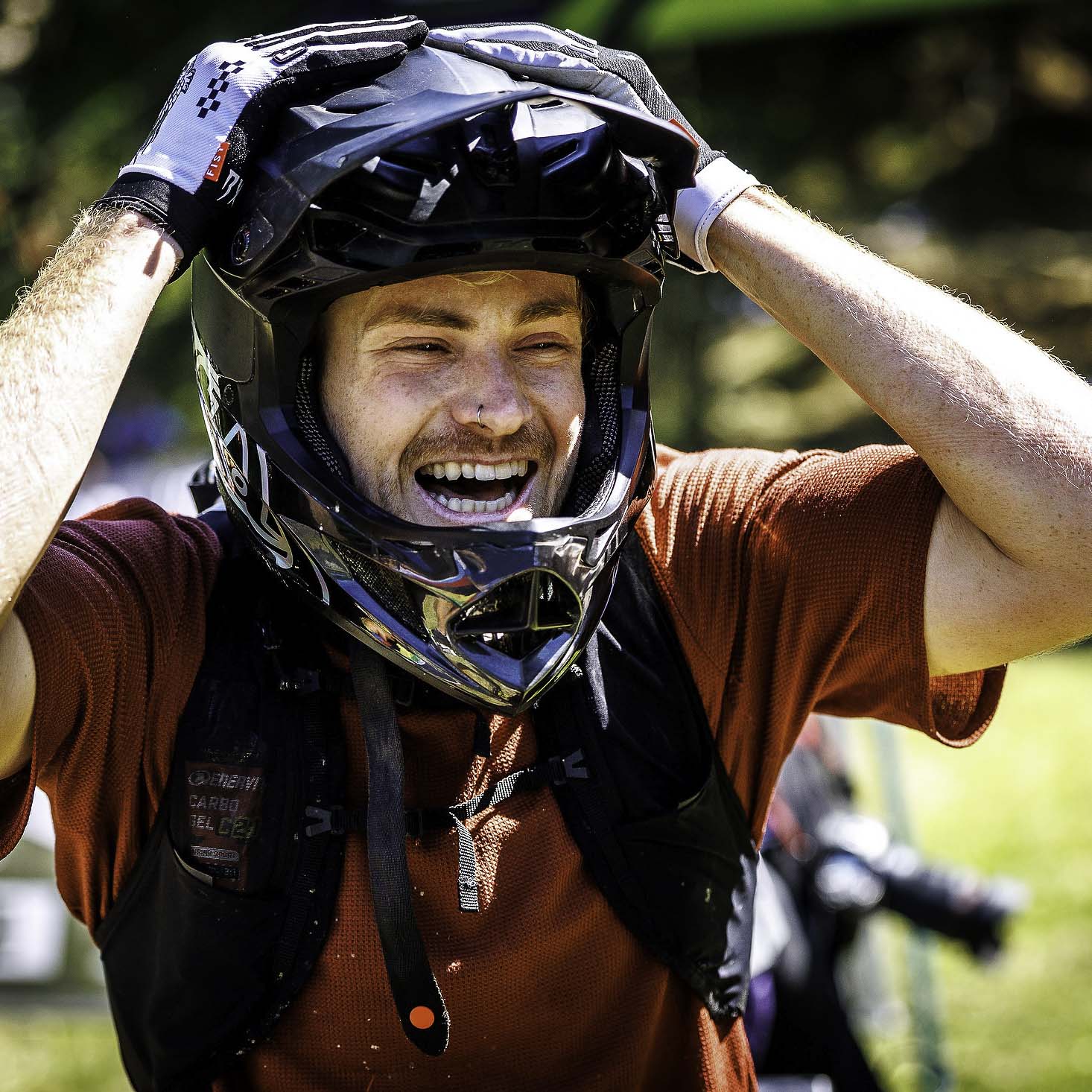 left promotion image