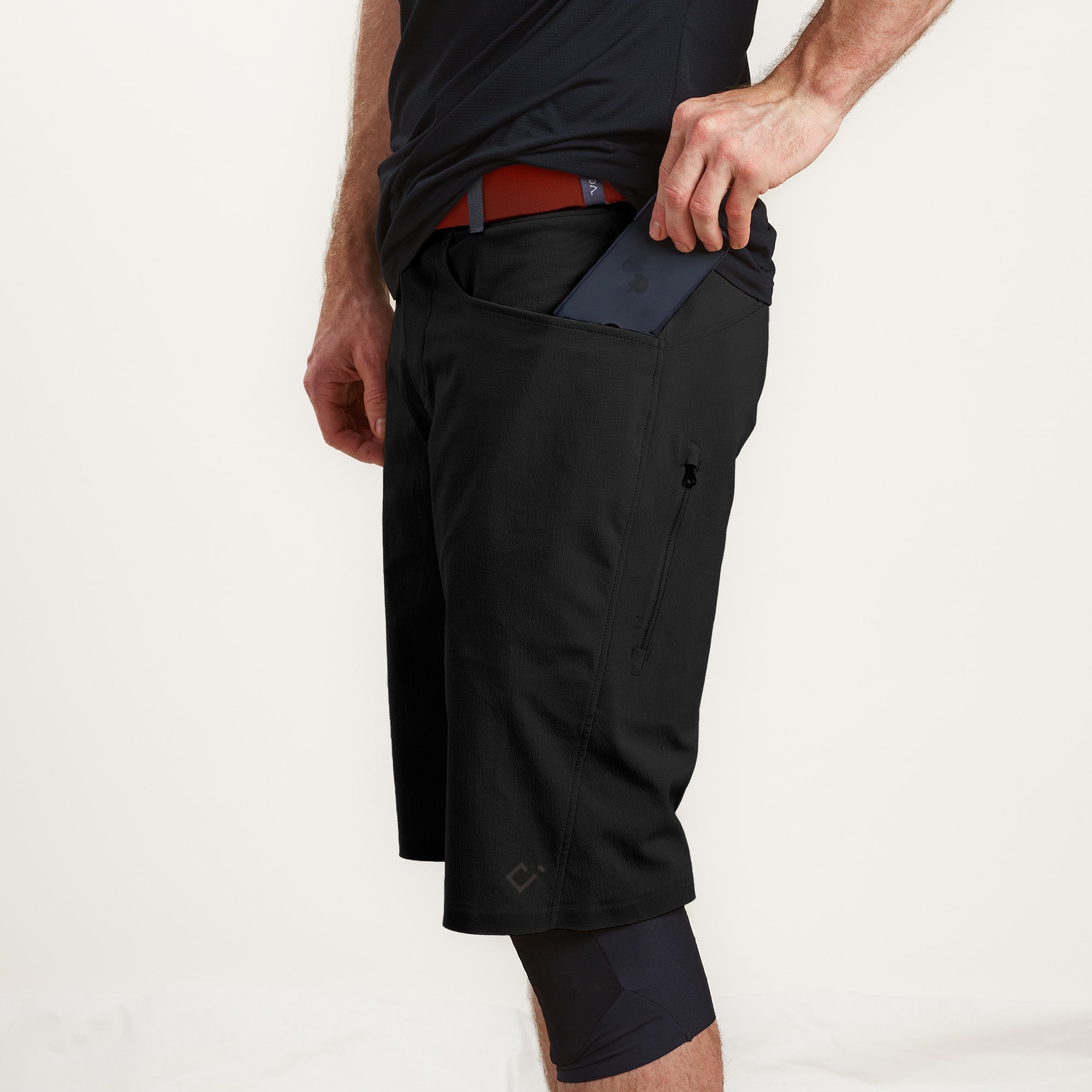 Men's TRAIL Access Short (Past Season)